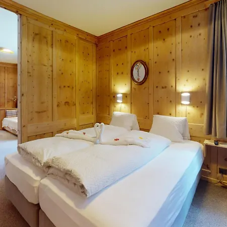 Traube Han/Misafirhane Scuol
