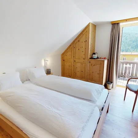 Traube Inn 3*